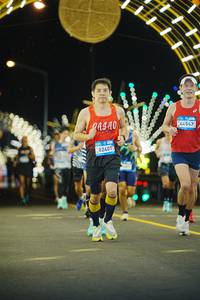 BIB: 82401, 10000, 44543
                            <button type="button" onclick="openModal(22813565)" class="btn btn-primary btn-sm float-right btn-popup" data-toggle="modal" data-target=".modal-high-quality">
                        <i class="fas fa-shopping-cart"></i> Add to Cart
                    </button>
                                            <button type="button" onclick="isThisMe(22813565, true)" class="btn btn-success btn-sm float-right btn-popup btn-isme hidden" data-toggle="tooltip" data-placement="bottom" title="นี่คือรูปของคุณใช่ไหม คลิกที่นี่เพื่อเอาเข้าอัลบั้ม">
                        <i class="fas fa-plus"></i> Add to album
                    </button>
                    <button type="button" onclick="isThisMe(22813565, false)" class="btn btn-warning btn-sm float-right btn-popup btn-isnotme hidden">
                        <i class="fas fa-ban"></i> Remove from album
                    </button>